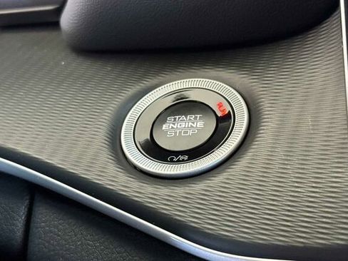 New 2025 Jeep Grand Cherokee L Laredo image 20