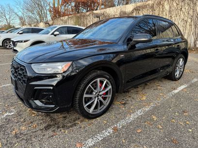 Certified 2025 Audi Q5 e Premium Plus w/ Premium Plus Package