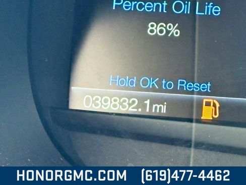 Used 2024 Ford Edge Titanium image 35