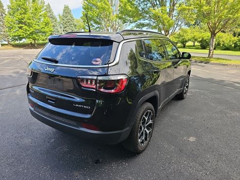 Used 2025 Jeep Compass Limited w/ Sun & Sound Group AWD/4WD image 6