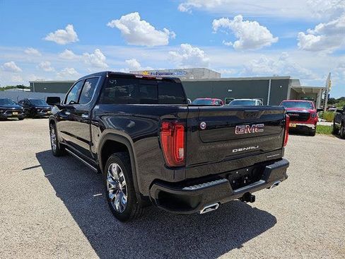 New 2026 GMC Sierra 1500 Denali w/ Denali Reserve Package image 3