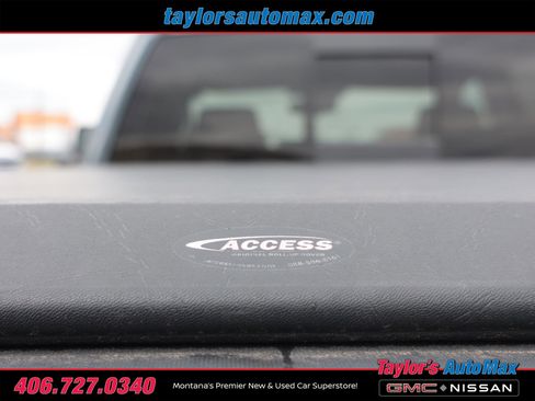 Used 2018 Chevrolet Silverado 3500 LTZ w/ Duramax Plus Package image 32