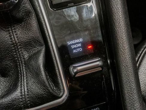 Certified 2025 Jeep Compass Limited AWD/4WD image 21