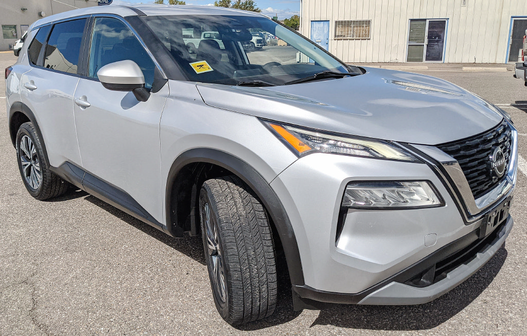 Used 2023 Nissan Rogue SV AWD/4WD image 1