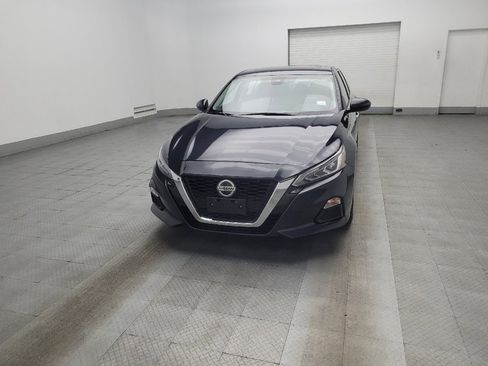 Used 2022 Nissan Altima 2.5 SV w/ SV Premium Package image 15
