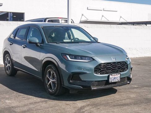 Used 2024 Honda HR-V EX-L image 3