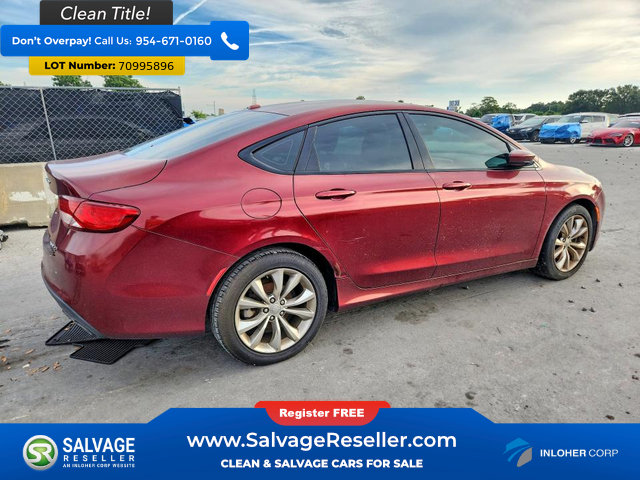 Used 2015 Chrysler 200 S FWD image 4