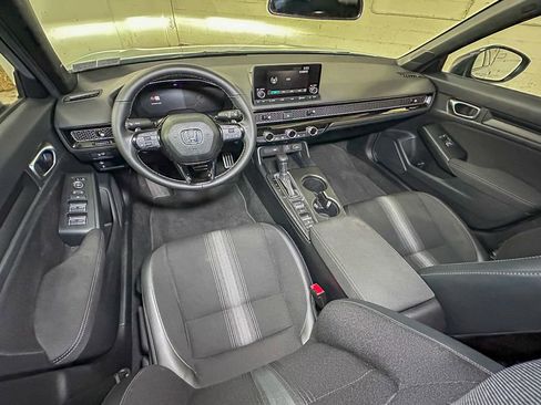 Used 2024 Honda Civic Sport image 12
