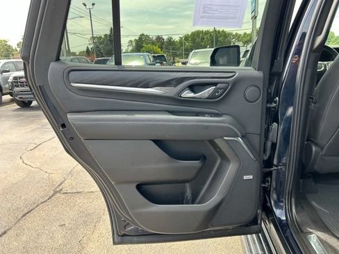 Used 2021 GMC Yukon Denali w/ Denali Premium Package AWD/4WD image 25