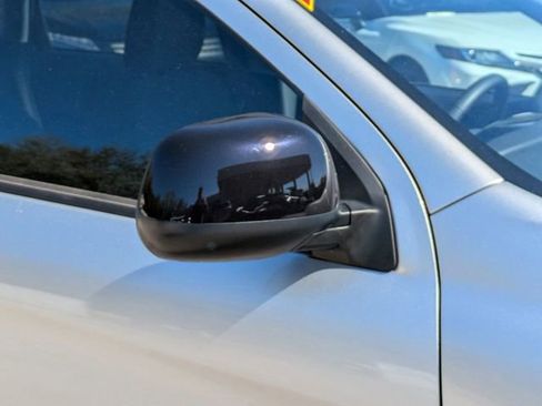 Used 2025 Mitsubishi Outlander Sport LE image 12