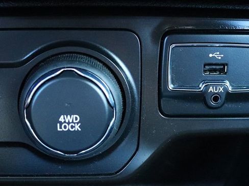 Used 2022 Jeep Renegade Latitude w/ Convenience Group image 47