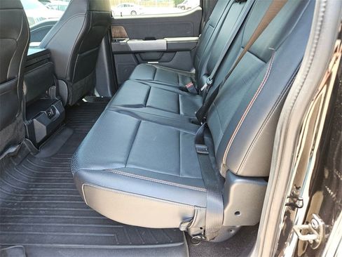 Used 2022 Ford F150 Lariat image 11