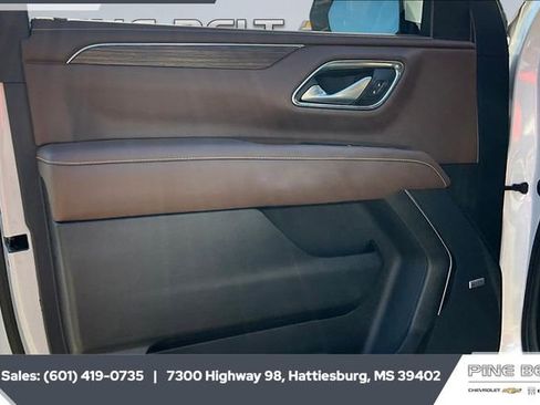 Certified 2022 Chevrolet Suburban High Country image 17