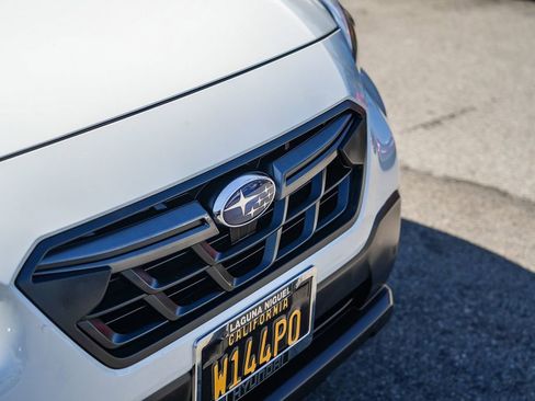 Used 2021 Subaru Crosstrek 2.5i Sport w/ Moonroof Package image 3