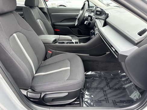 Certified 2025 Hyundai Sonata SEL FWD image 20