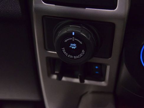 Used 2019 Ford F150 4x4 SuperCrew image 29