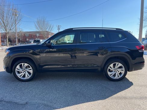 Used 2021 Volkswagen Atlas SE image 2