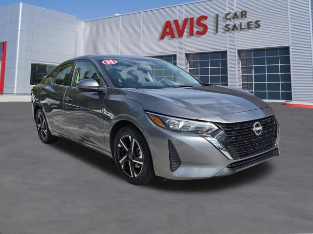 Used 2025 Nissan Sentra SV FWD image 3