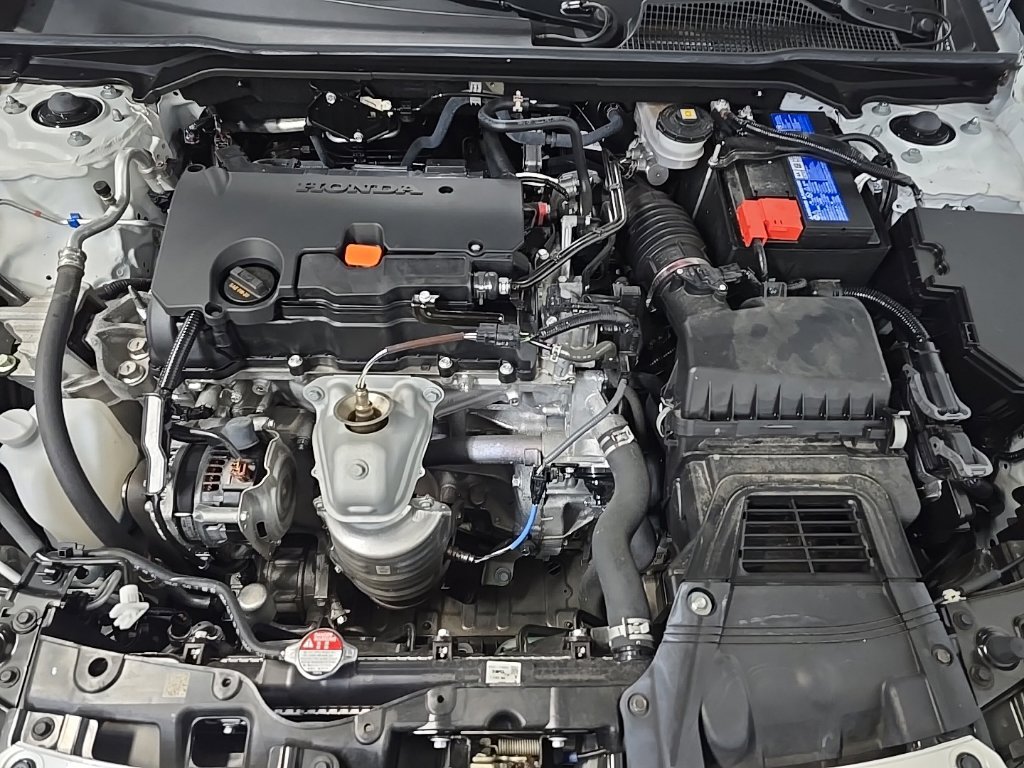 Used 2023 Honda Civic LX image 12
