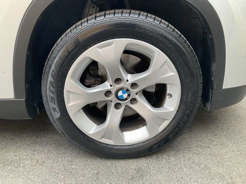 Used 2013 BMW X1 sDrive28i RWD image 11