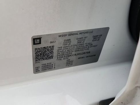 Used 2018 GMC Yukon SLT image 15