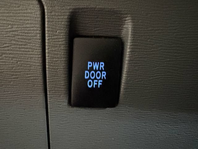 Certified 2020 Toyota Sienna XLE FWD image 10