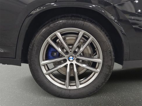 Used 2019 BMW X4 M40i w/ Driving Assistance Package image 31