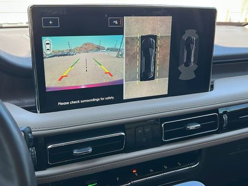 Certified 2023 Lincoln Nautilus Reserve w/ Equipment Group 201A image 21