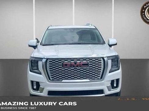 Used 2022 GMC Yukon XL Denali w/ Denali Premium Package AWD/4WD image 1