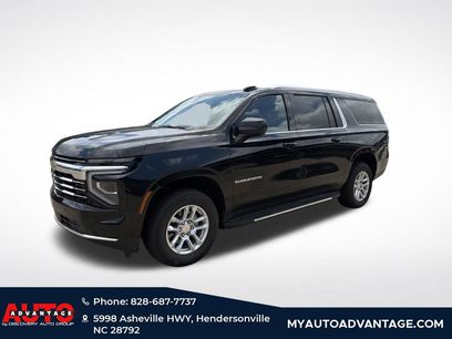 Used 2025 Chevrolet Suburban LT