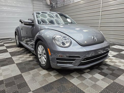 Used 2017 Volkswagen Beetle 1.8T S FWD image 5