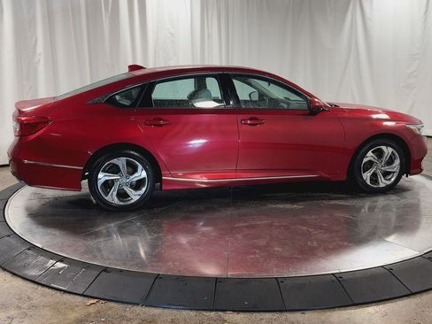 Used 2019 Honda Accord EX image 9