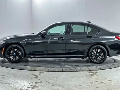 Used 2024 BMW 330e xDrive w/ Premium Package image 5