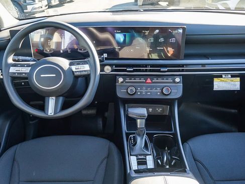 New 2026 Hyundai Tucson SE image 14