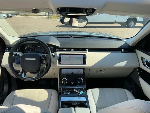 Used 2020 Land Rover Range Rover Velar S image 11