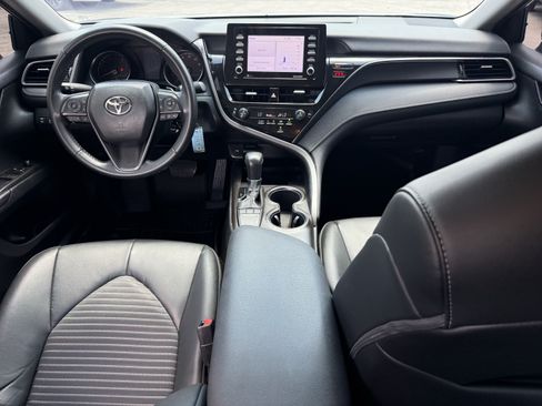 Used 2023 Toyota Camry SE FWD image 14