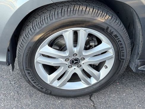 Used 2018 Mercedes-Benz GLS 450 4MATIC image 4