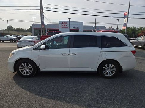 Used 2016 Honda Odyssey SE image 8