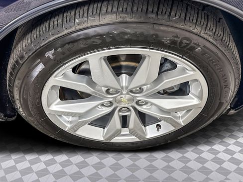 Used 2016 Chevrolet Impala LT w/ Convenience Package image 31