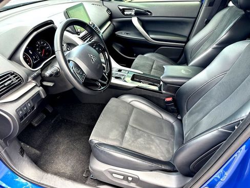 Used 2025 Mitsubishi Eclipse Cross AWD image 10