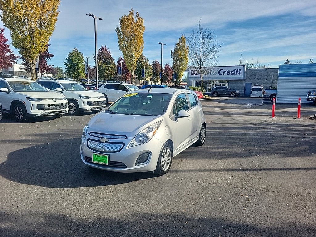 Used 2016 Chevrolet Spark LT FWD image 3