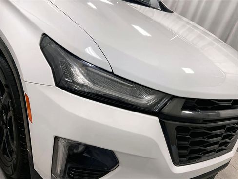 Used 2023 Chevrolet Traverse Premier w/ Redline Edition image 34