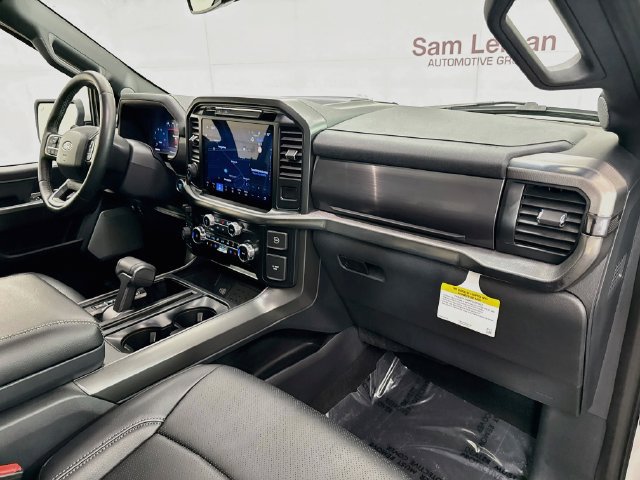 Used 2025 Ford F150 Lariat w/ Equipment Group 501A Mid AWD/4WD image 31