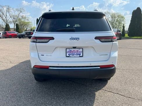 Used 2023 Jeep Grand Cherokee L Laredo AWD/4WD image 4