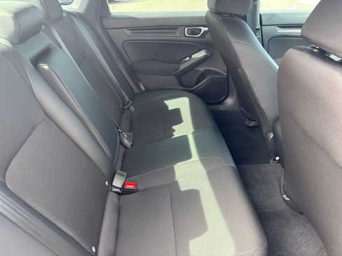 Used 2025 Honda Civic Sport image 17