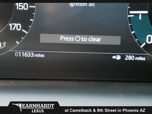 Used 2025 Land Rover Discovery Sport S image 4