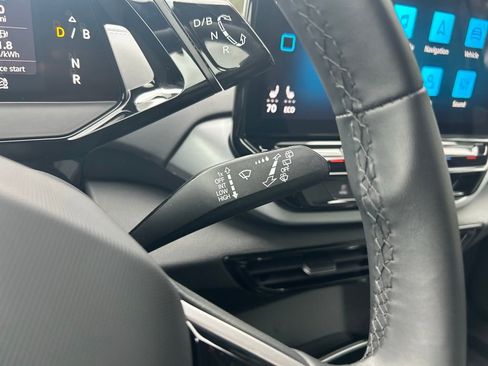 Used 2024 Volkswagen ID.4 2WD image 22