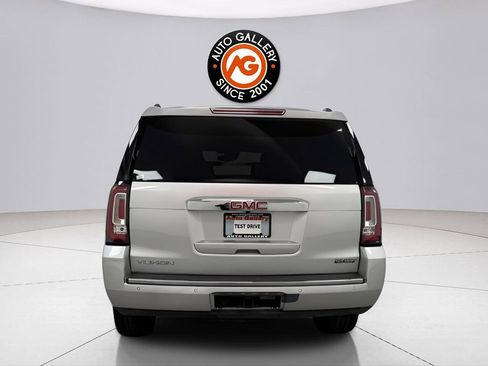 Used 2018 GMC Yukon Denali image 6