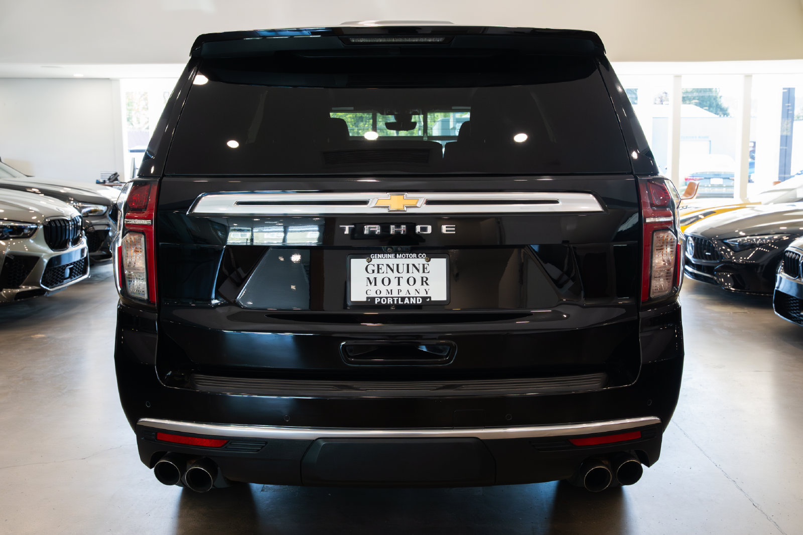 Used 2021 Chevrolet Tahoe High Country w/ Premium Package AWD/4WD image 5