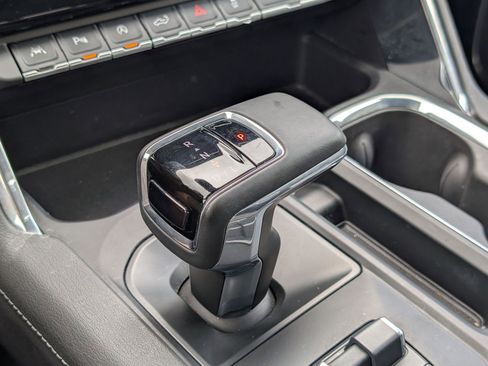 Used 2025 GMC Sierra 1500 Denali AWD/4WD image 25